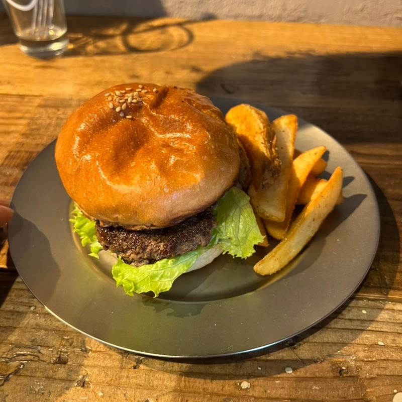 スタンダード松阪牛バーガー(ZERO TORANOMON)