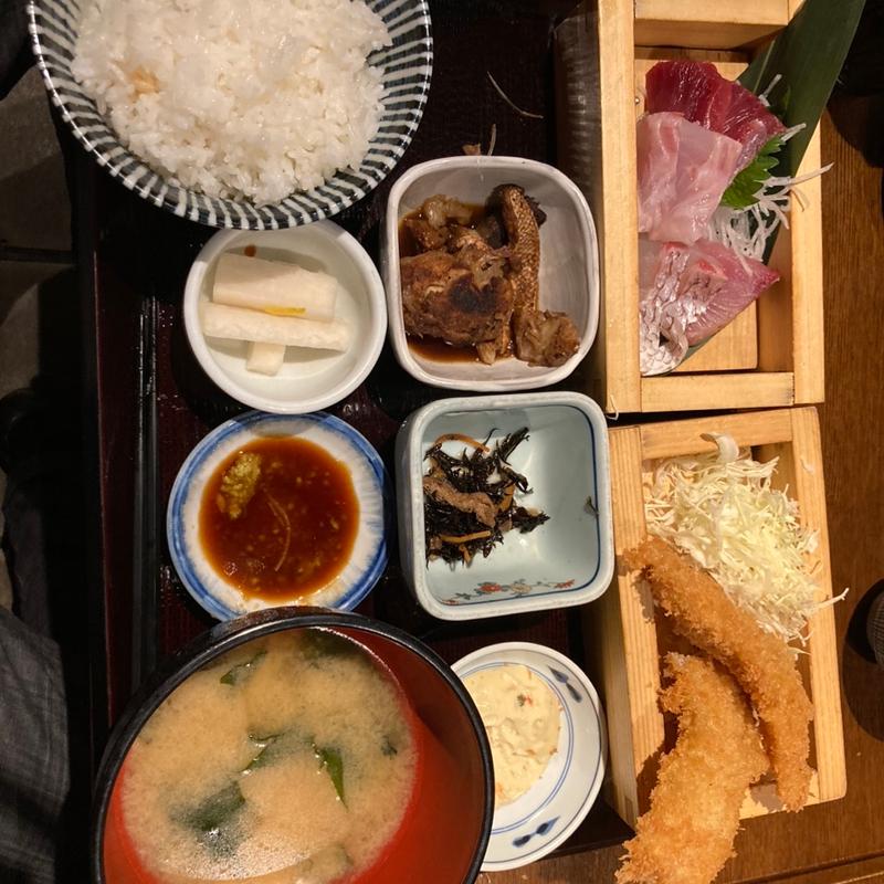 箱盛定食(河岸 番外地 市ヶ谷店 )