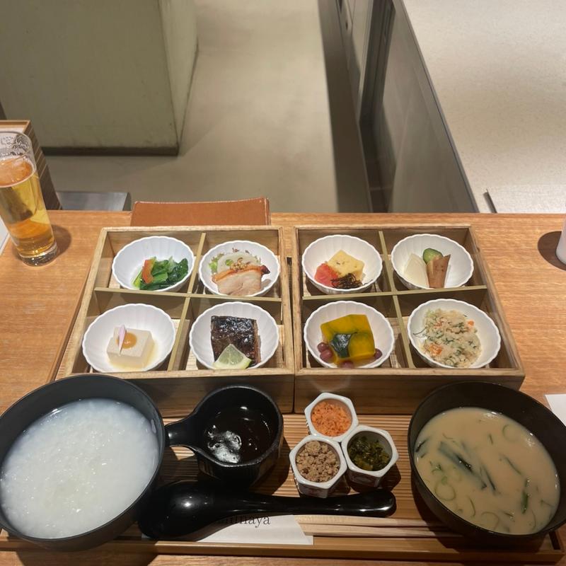 白粥膳(ひとしなや)