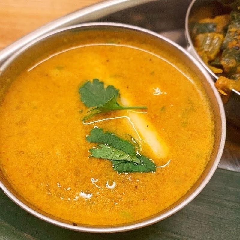 ケララ風海老ココナツカレー(エリックサウス 西天満店)