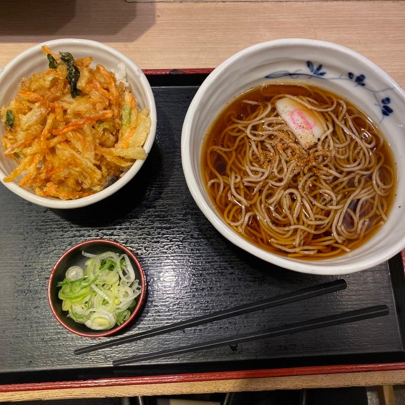 かけそばと小かき揚げ丼のセット(そばいちエキュート赤羽店)