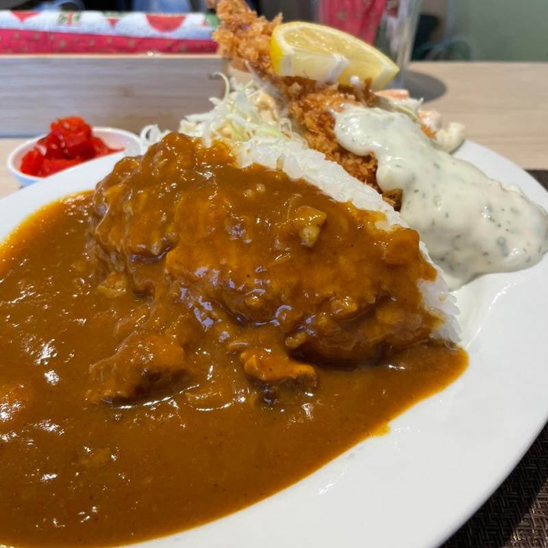 カレーと海老フライ(洋食トミー三国ヶ丘店)