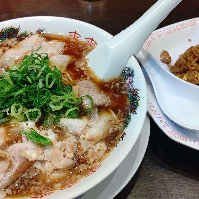まんぷくBセット チャーシュー麺にて🍜(来来亭)