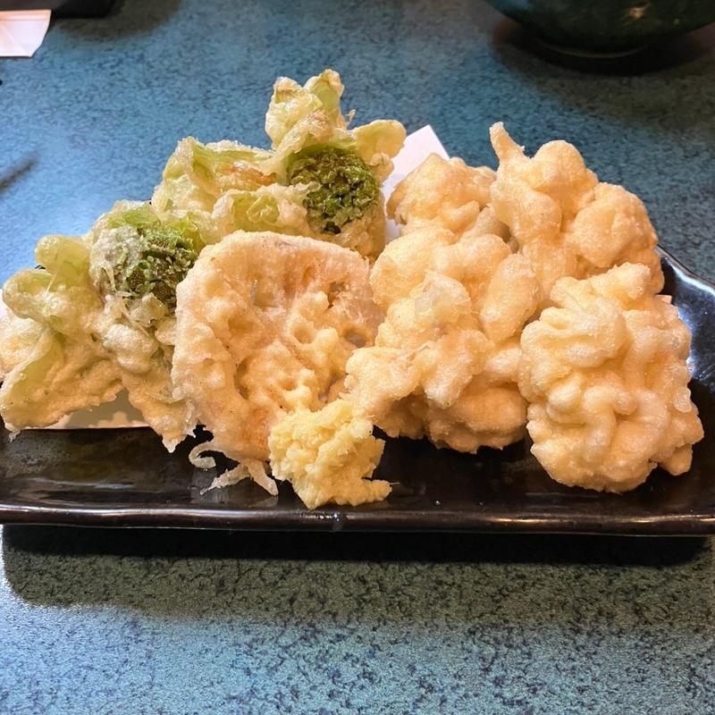 白子とふきのとうの天ぷら(酔楽)