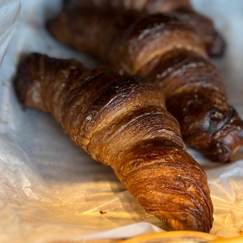 クロワッサン(ベーカリー バタバタ)