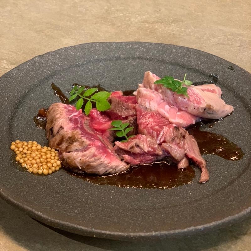 本マグロ頬肉の炭火焼(マグロマート)