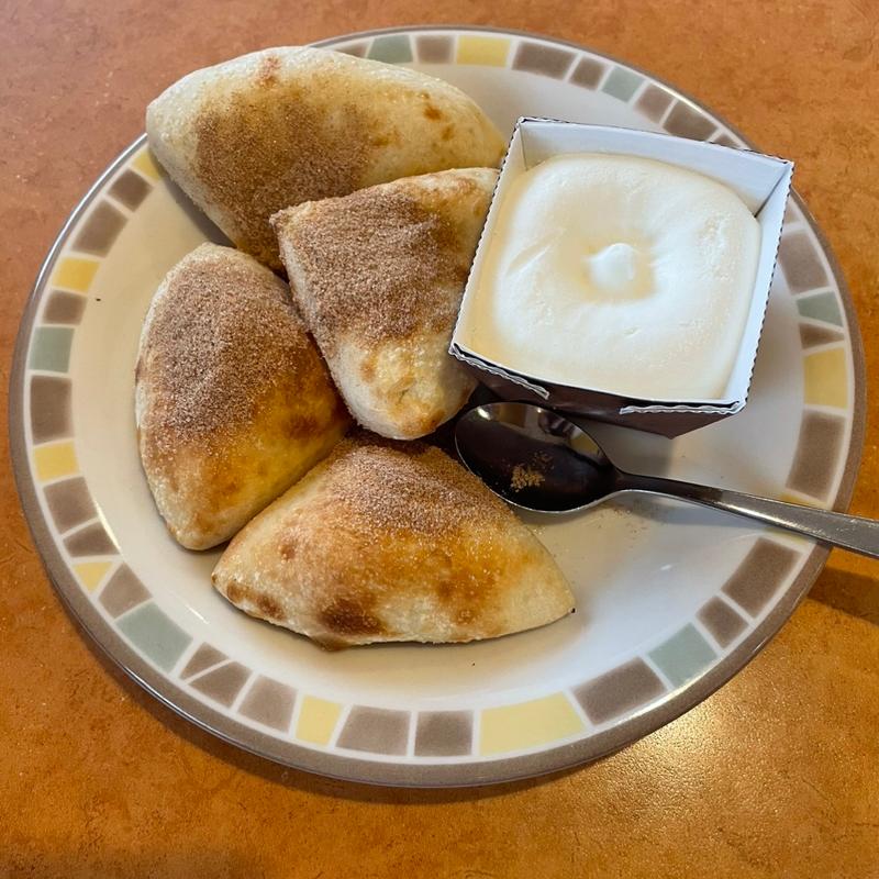 ジェラート＆シナモンフォカッチャ(サイゼリヤ 半田山代店)