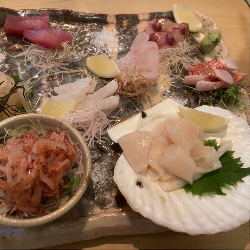 刺身盛り合わせ(離亭 三ぶん)