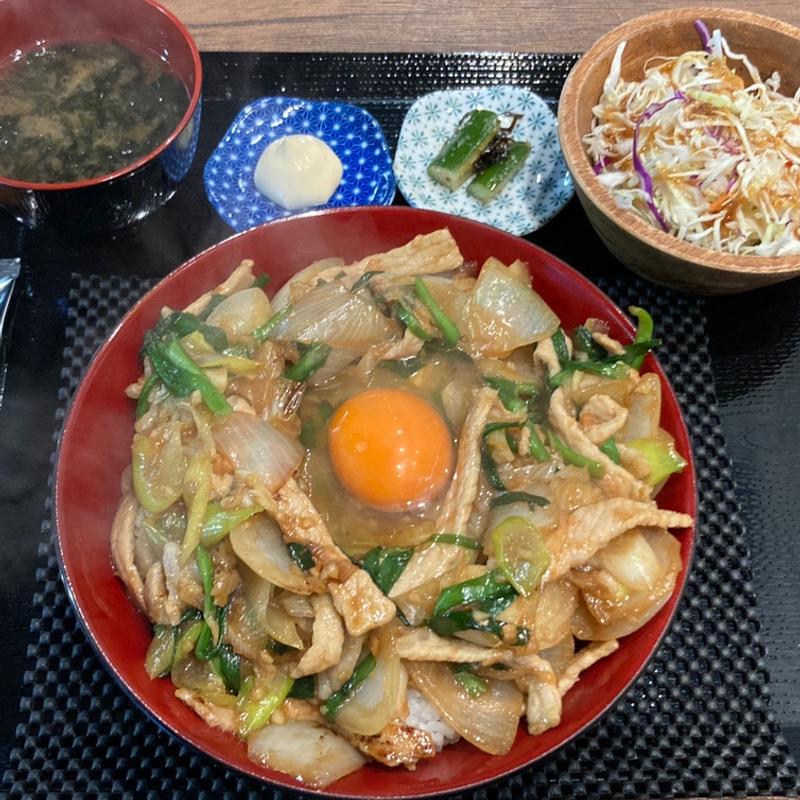 スタミナまかない丼(まるも)