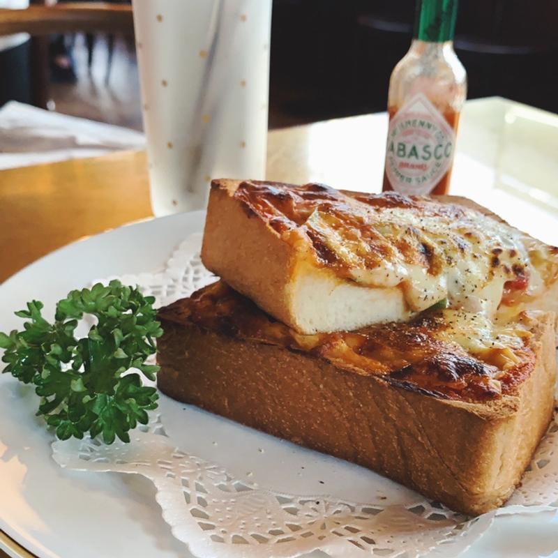 ピザトースト(喫茶コーズリー)