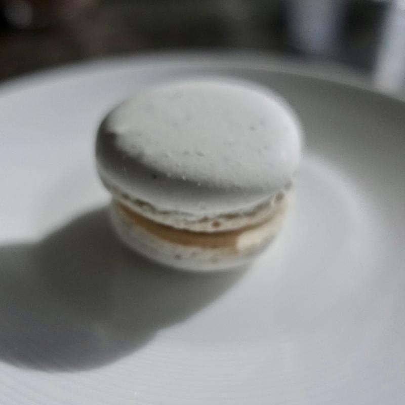 ブルーベリーマカロン(エデン カフェ&バー)