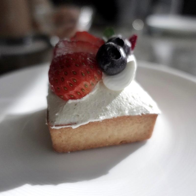 苺のタルト(エデン カフェ&バー)