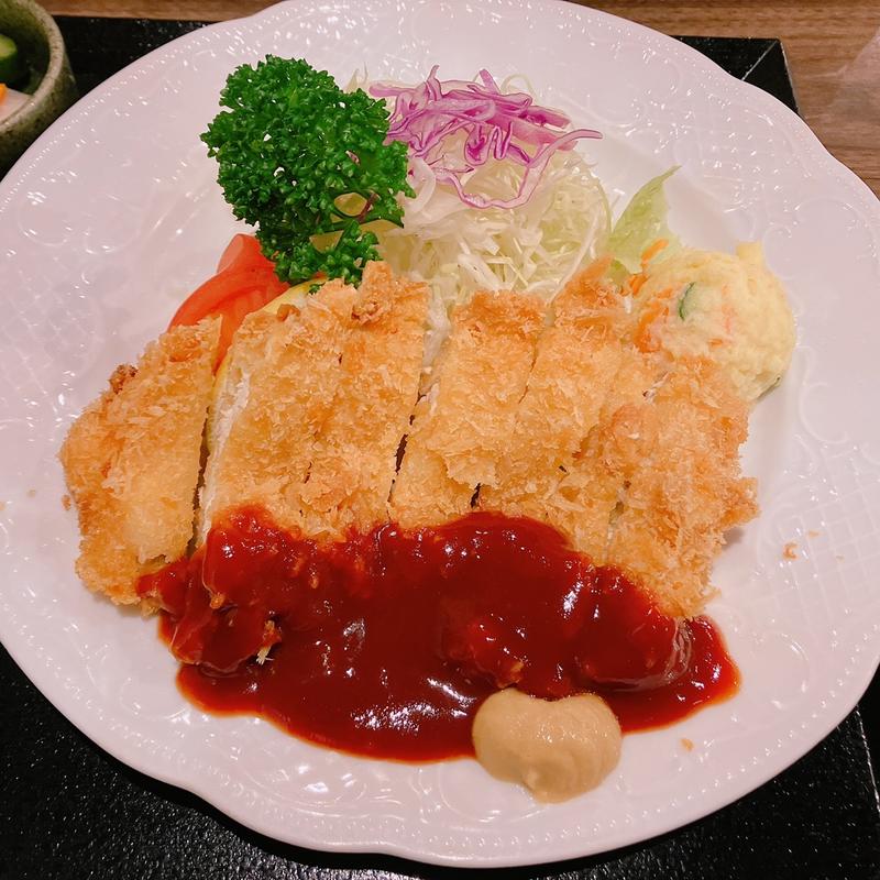 若鶏かつ定食(珈穂音 （かぽね）)