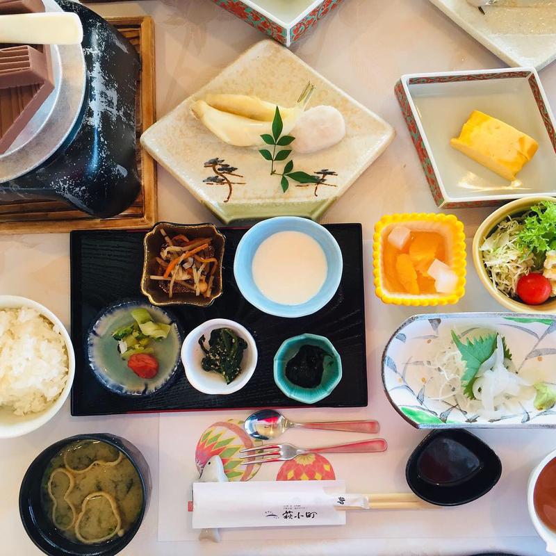 旅館の朝食(夕景の宿 海のゆりかご 萩小町)