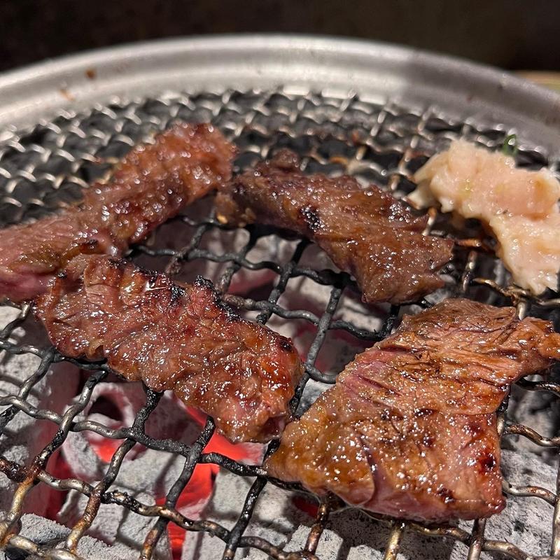 ハラミ(炭火焼肉ぶち 関内店)