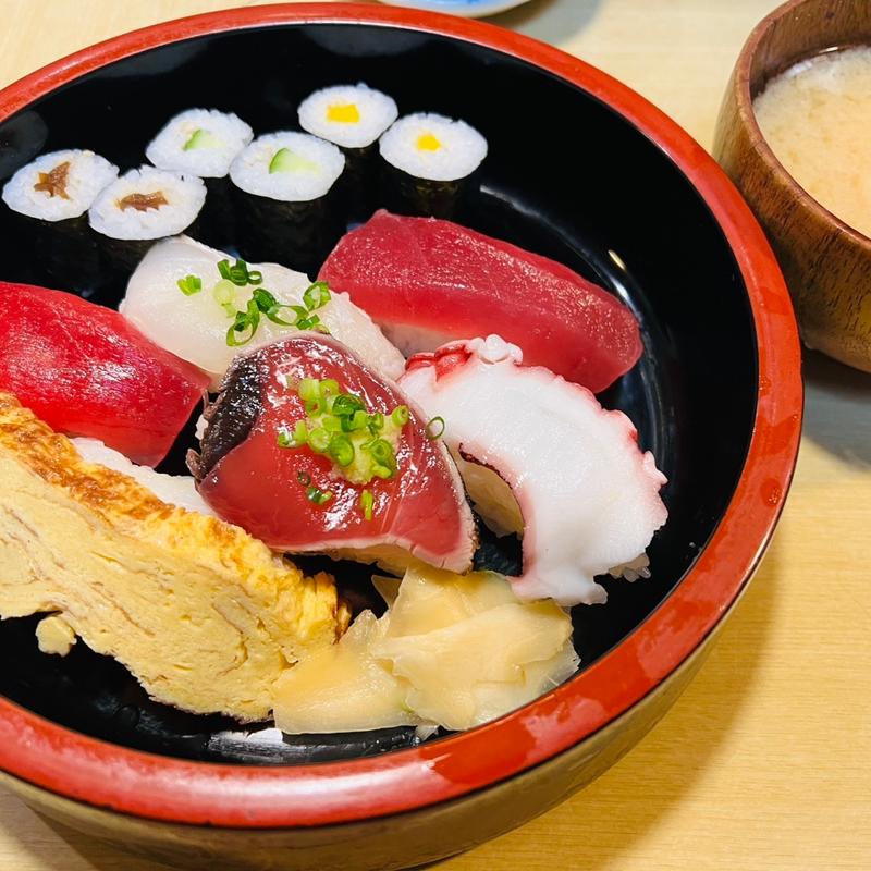 ランチにぎり(芳すし)