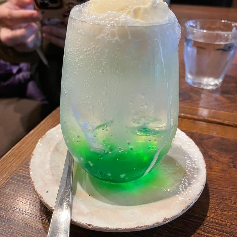 クリームソーダ(鎌倉甘味処くるみ)