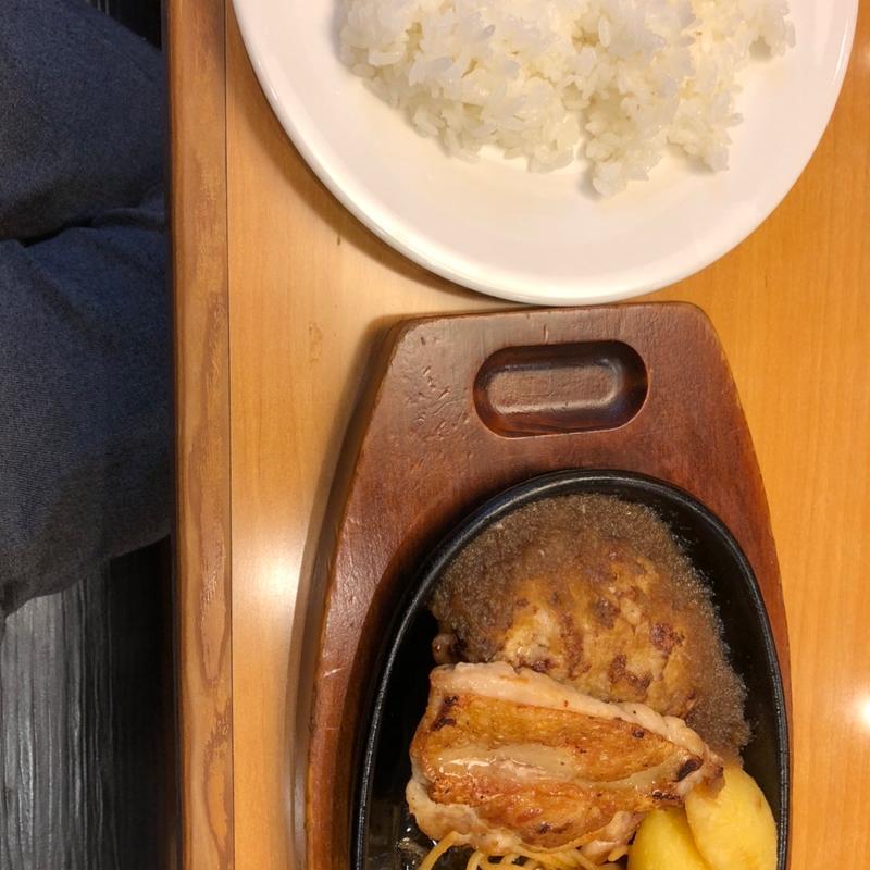 ハンバーグ&ハーフチキン(ステーキ宮 郡山コスモス通り店)