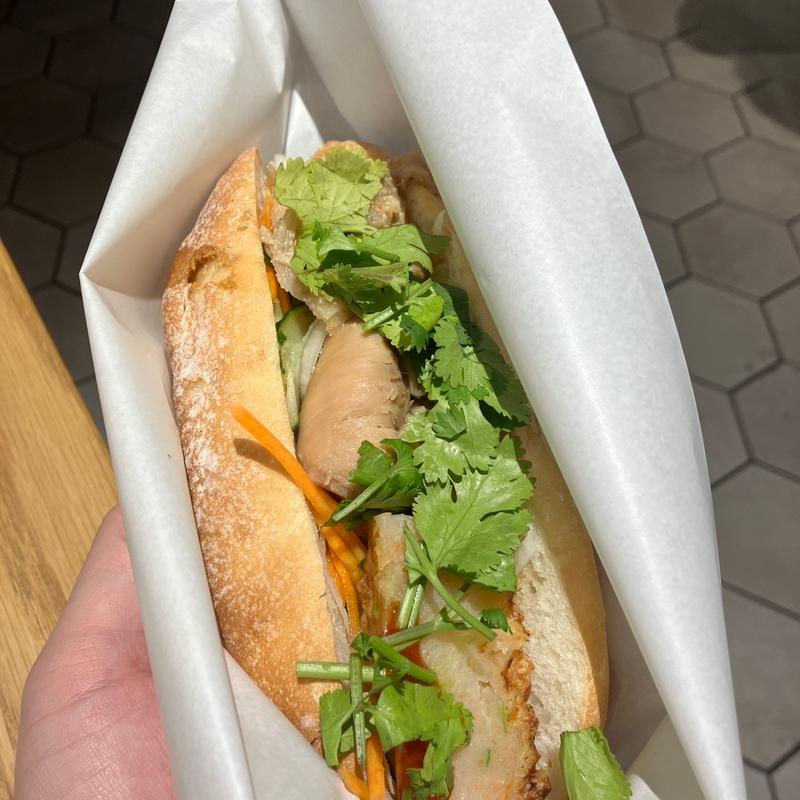 カムオンバインミー(シクロバインミー(CYCLO banh mi)CIAL横浜店)