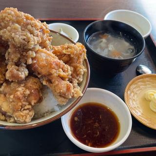 唐揚げ丼(中国家庭料理 香福園)