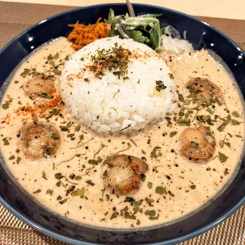 甘辛ベビーホタテのココナッツカレー(Utena 358（うてな）)