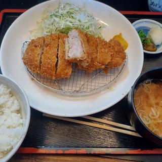 宮崎産ロース定食(とんとん亭)