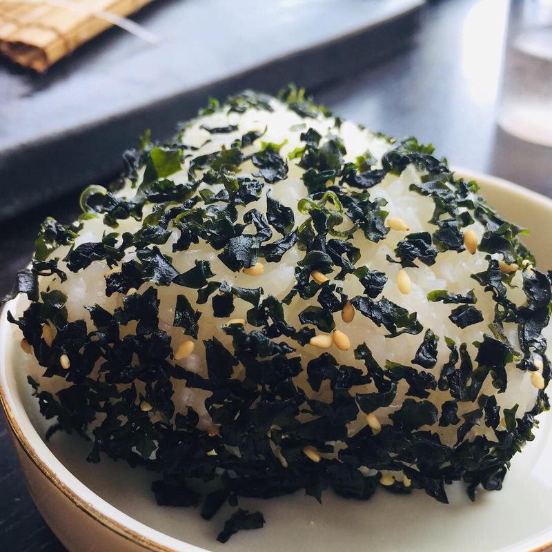 しそわかめむすび(仙崎本丸)