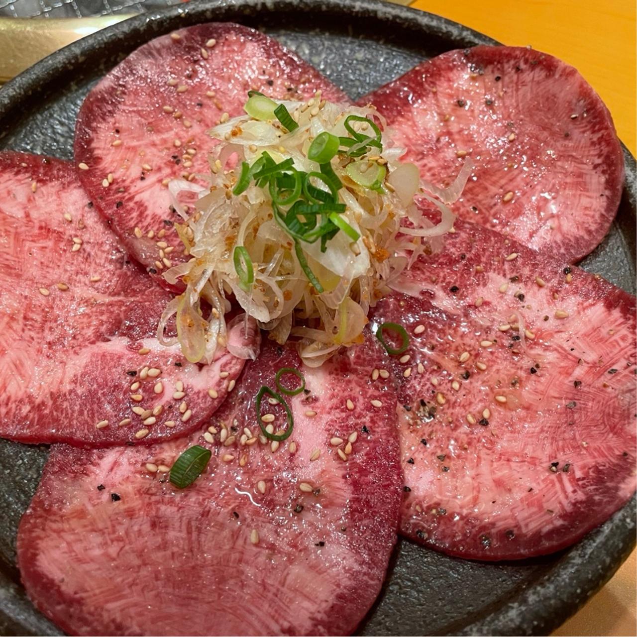 黒毛和牛上タン塩(焼肉 やわら )の口コミ一覧 おいしい一皿が集まるグルメコミュニティサービス「SARAH」 黒毛和牛上タン塩(焼肉 やわら )の口コミ一覧 おいしい一皿が集まるグルメコミュニティサービス「SARAH」