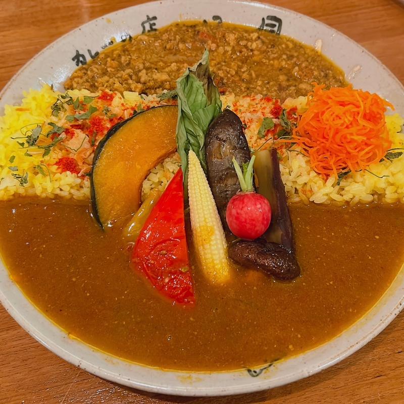 季節野菜のカレー＋あいがけキーマ(カレーの店 八月)