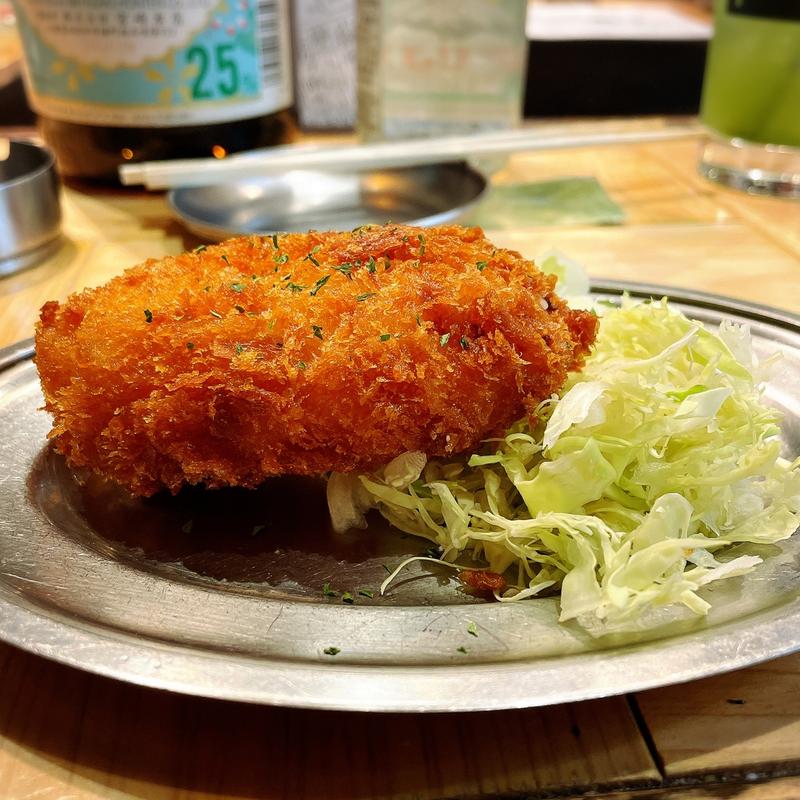 紅ずわい カニクリームコロッケ(大衆酒場 チャン栓チャン)