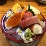海鮮丼スペシャル(淳ちゃん寿司)