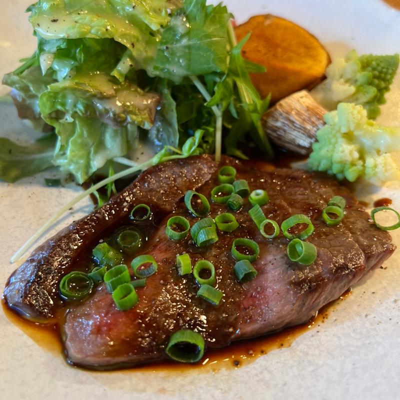 和牛のソテー(ラ・ボワット・アン・ボワ)