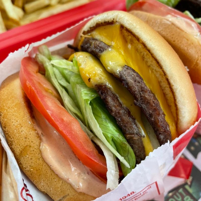 Double Double Burger(イン・アンド・アウト・バーガー)