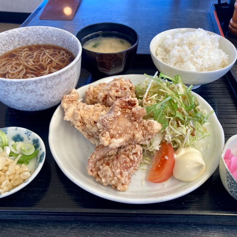 唐揚定食＋ミニそば(いづみ )