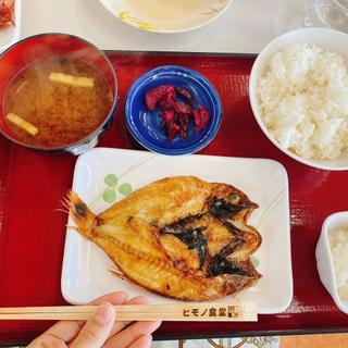 (四日市ヒモノ食堂 本店)