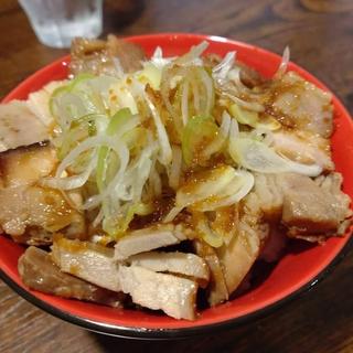 ミニチャーシュー丼(中華そば　カリフォルニア)