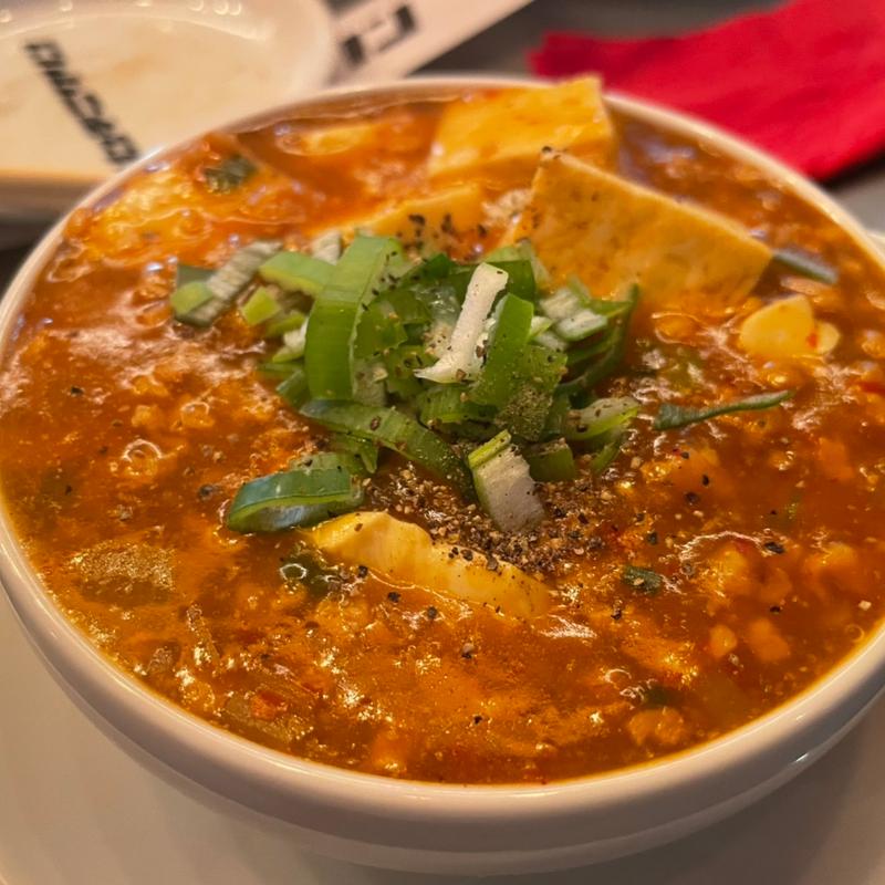 こぼれ麻婆豆腐(シュチニクリン)