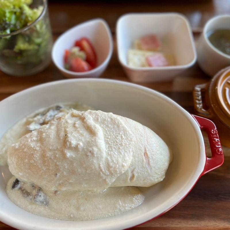 白いオムライスプレート(Cafe＆Kitchen LIBERTY リバティ)