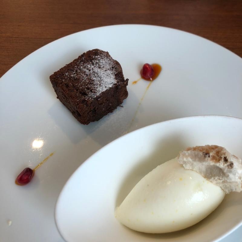 ラズベリーガトーショコラ　ゆずシャーベット(アクア スペランツァ)