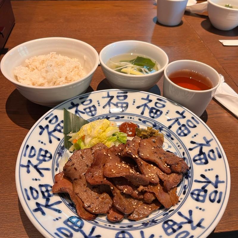牛タン定食(牛たん酒場 たん之助)