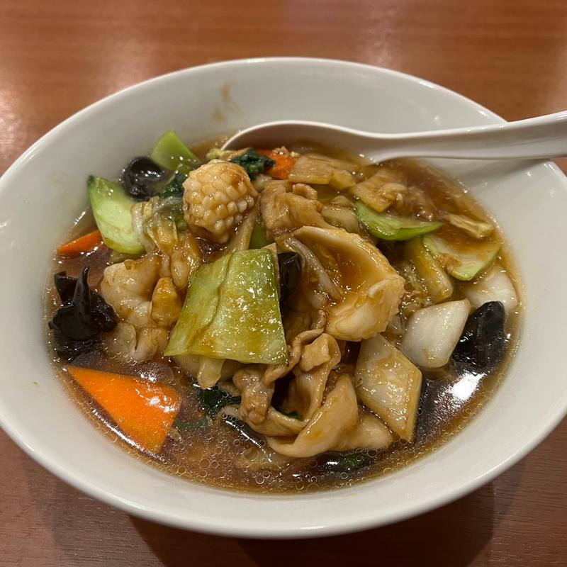 五目そば(華心苑 新宿センタービル店)