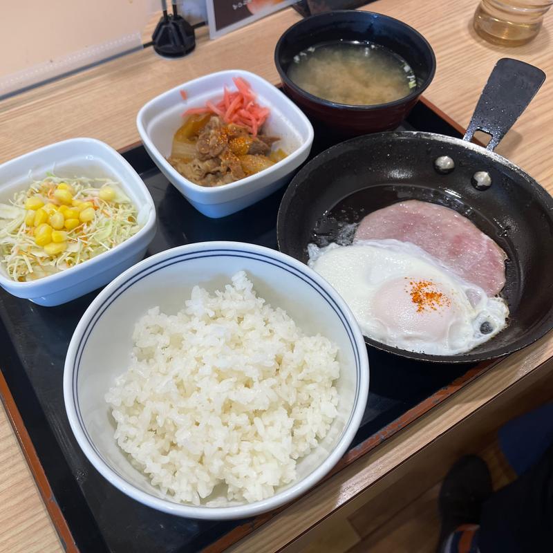 ハムエッグ牛小鉢定食(吉野家 千種駅前店)