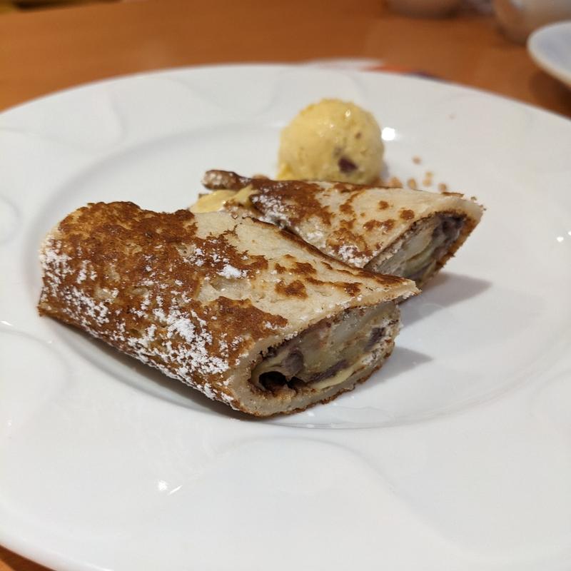 自家製ガレットの蜜いもロール(デニーズ 八丁堀店)