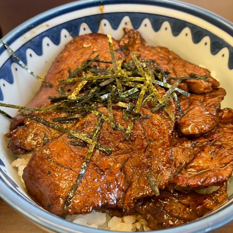 ハラミ丼(冷めんの店 たかひ 高関店)