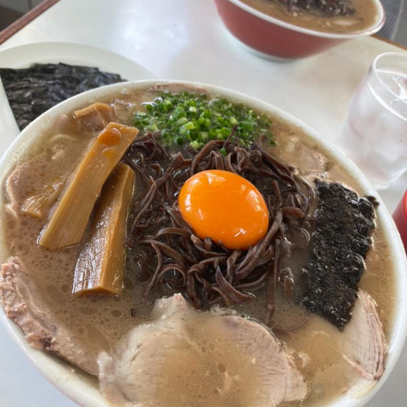 ラーメン＋キクラゲ＋月見（卵黄）(竜里)