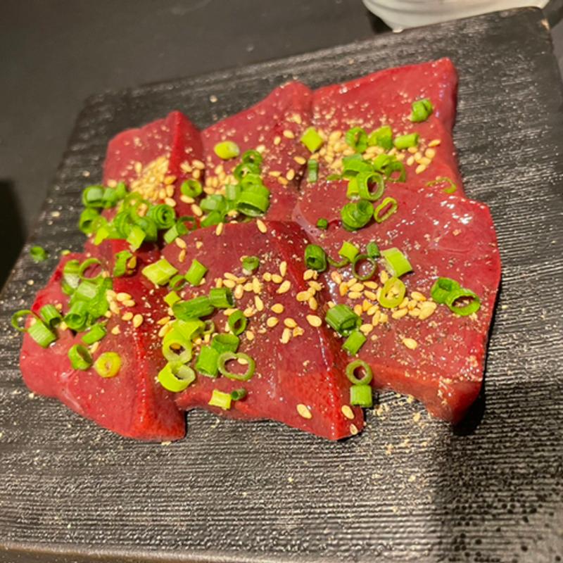 新鮮レバ焼き（1枚200円）6枚(KABUN-AZABUJUBAN（かぶん麻布十番）)