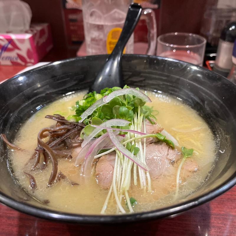 鶏白湯ラーメン(ミナミ十字星 本町店)