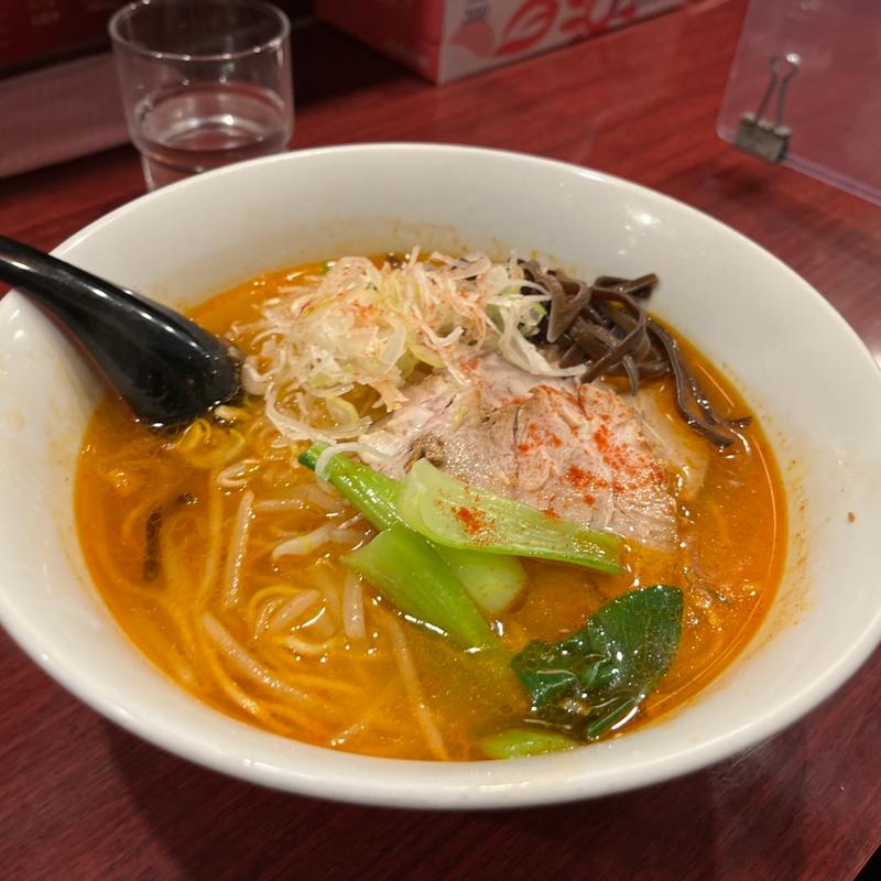 赤辛ラーメン(ミナミ十字星 本町店)