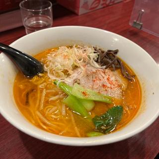 赤辛ラーメン(ミナミ十字星 本町店)