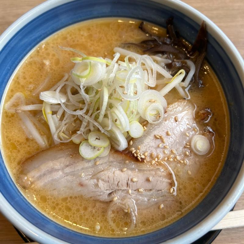 (らーめん ののや 三条本店)